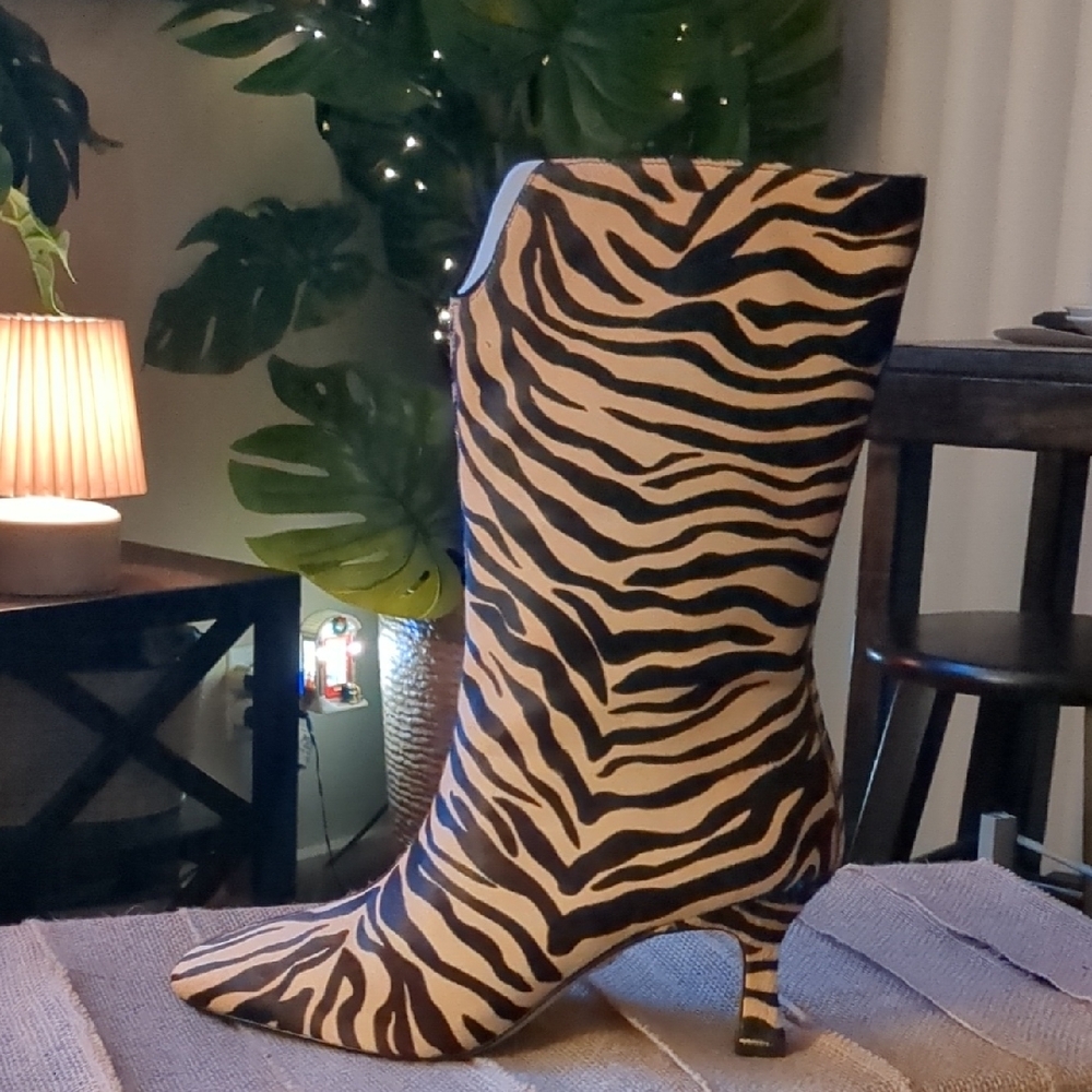 🌹NEW Zebra Print Women's Boots